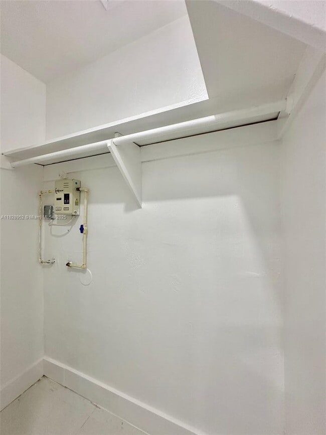 Building Photo - 62 NE 78th St