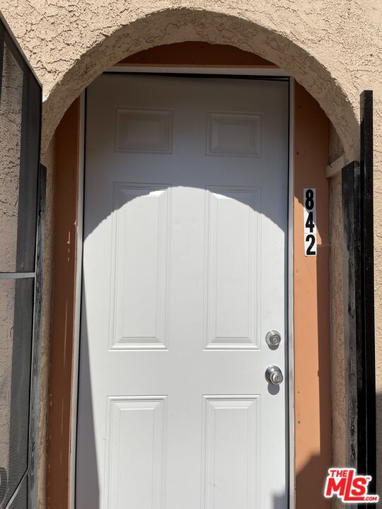 Building Photo - 836 S Catalina St