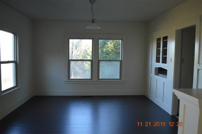 Building Photo - 75905 Gp Erickson Rd