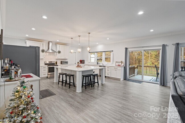 Building Photo - 122 Rutan Ct