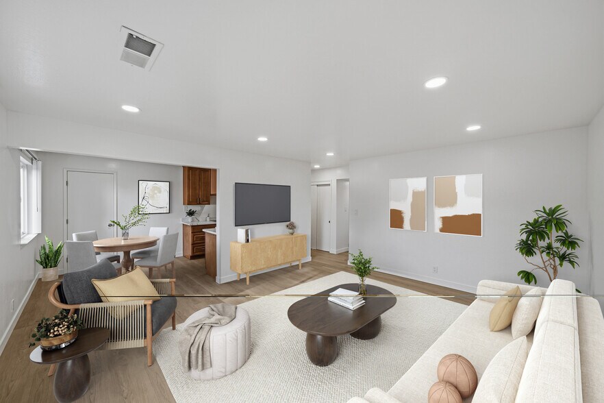 Building Photo - 1731 Ross Cir