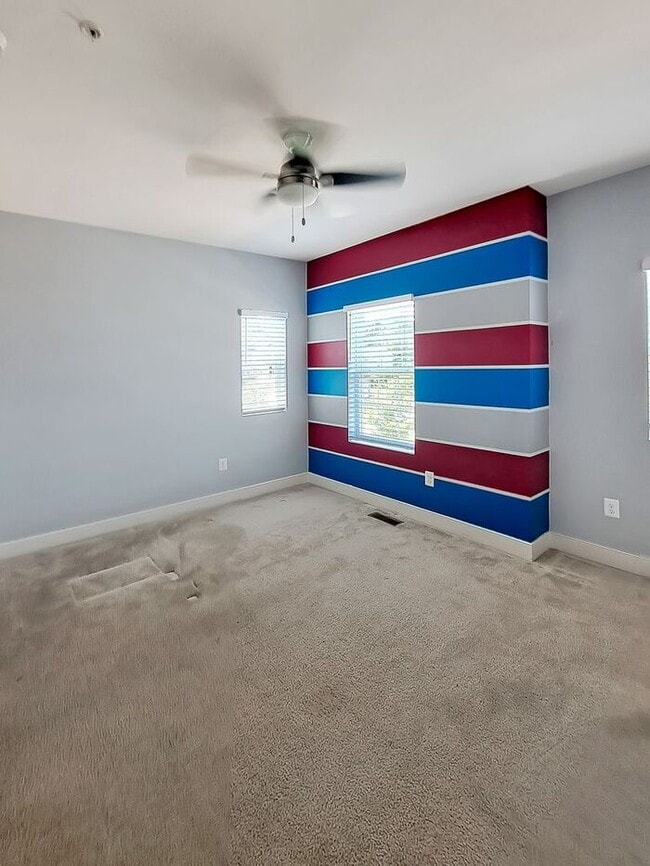 Building Photo - Amazing 3 Level Corner Lot Home in Waldorf...