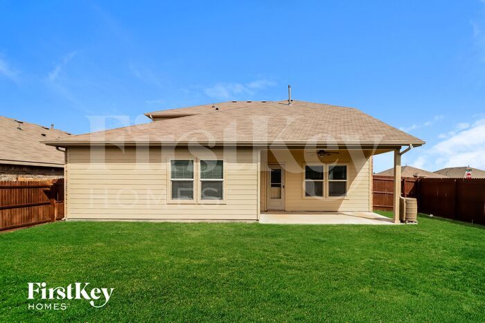 Building Photo - 10479 Ft Cibolo Trl