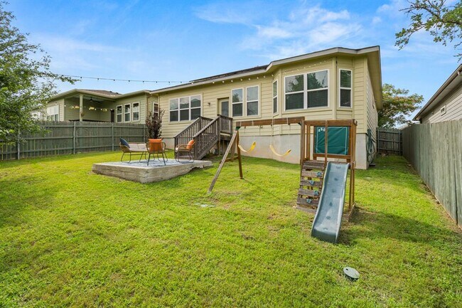 Building Photo - 9909 Dalliance Ln