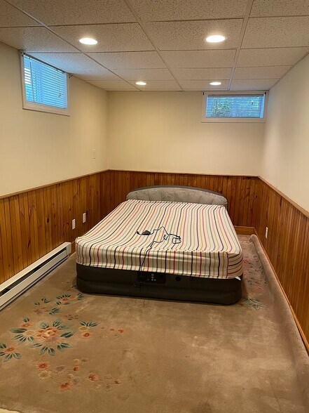 in law suite - bedroom - 229 Chapel St