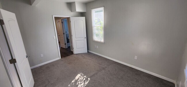 Building Photo - Renovated single-family home