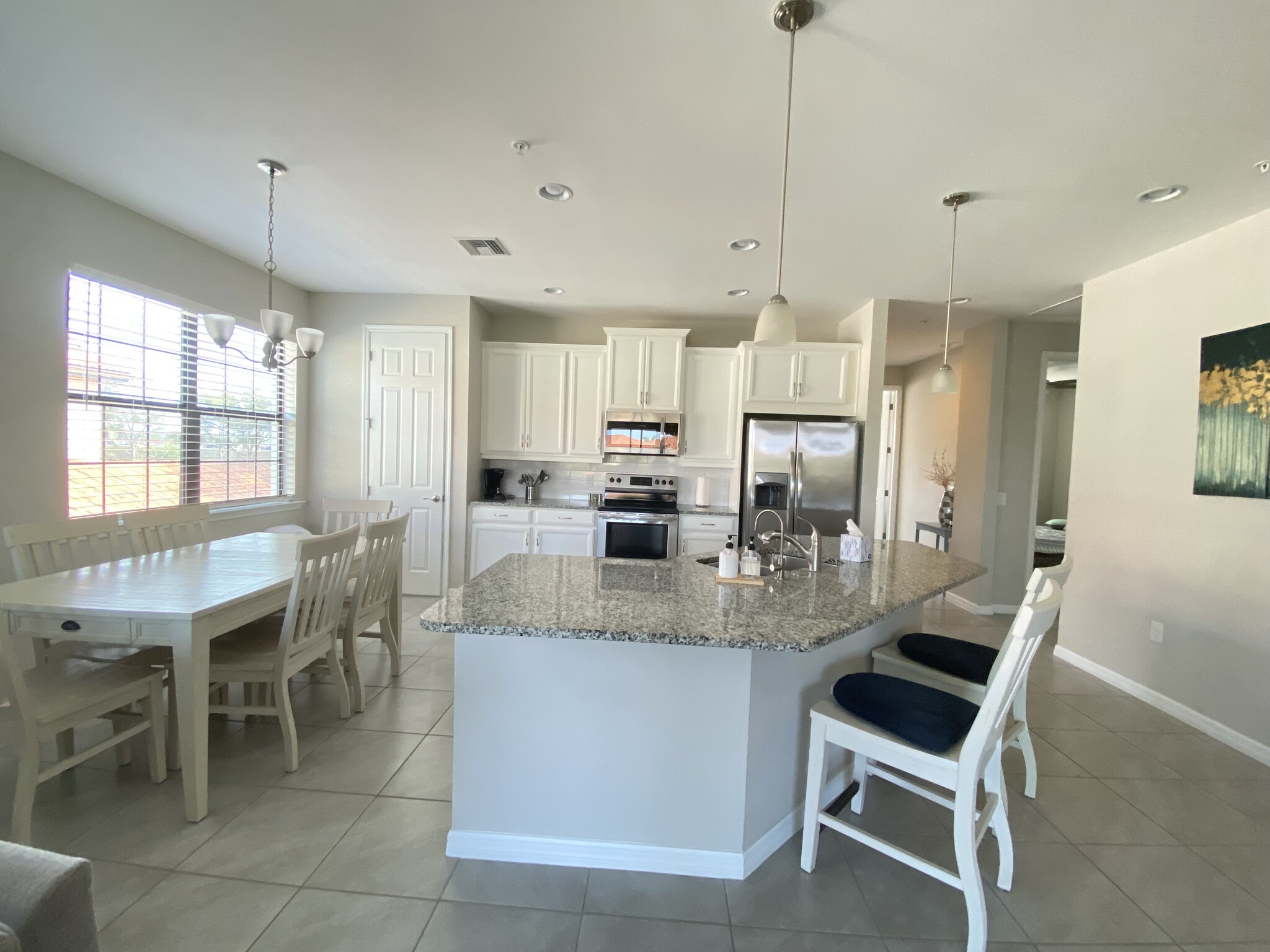 kitchen - 26141 Palace Ln