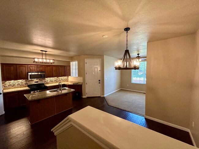 Building Photo - 114 W 3240 N