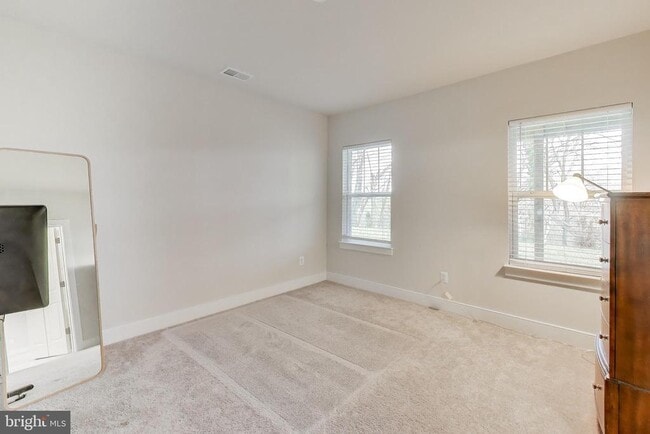 Building Photo - 3897 Hillview Ct