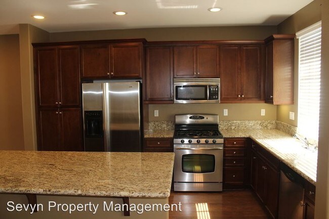 Building Photo - 3 br, 3.5 bath House - 6264 Camposa Ln.