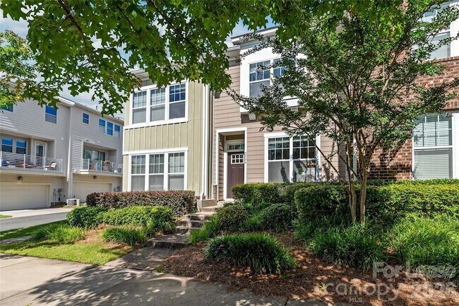 Building Photo - 2564 Tranquil Oak Pl