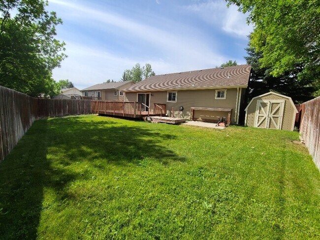 Building Photo - 921 Centennial Dr