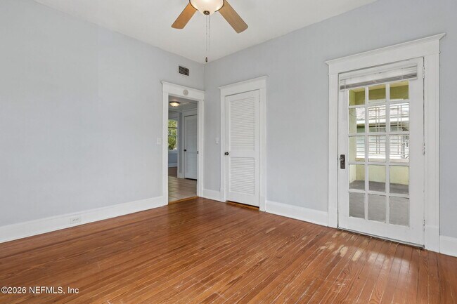 Building Photo - 2527 Forbes St