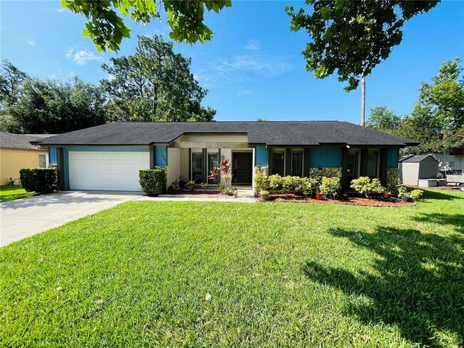 Primary Photo - 428 Breakwater Dr