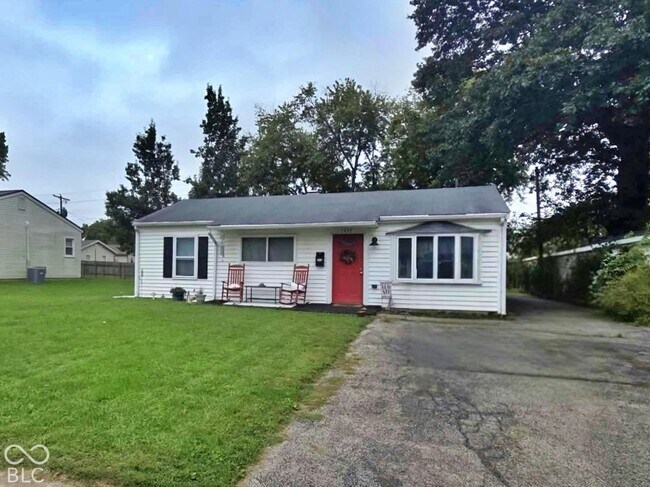 Building Photo - 1433 Hillcrest Dr