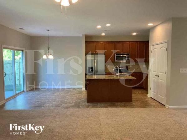 Building Photo - 10322 Atkins Ridge Dr