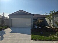 Building Photo - Beautifully Designed Villa in Angeline – Modern, Easy Florida Living