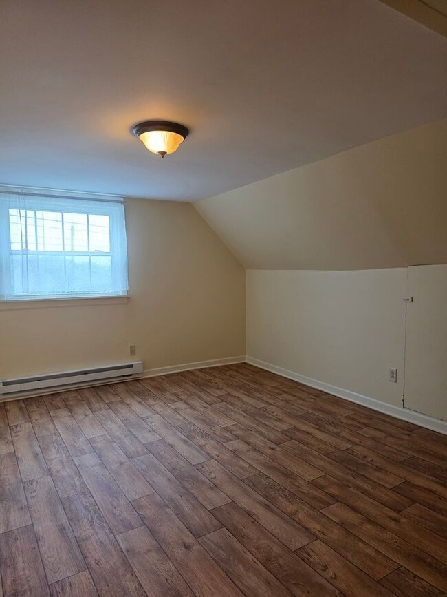 Building Photo - Large yard and quiet location in Findlay