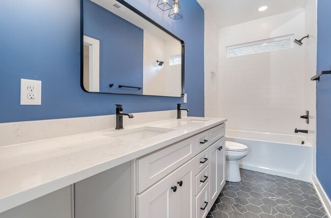 Building Photo - New Build in West Nashville