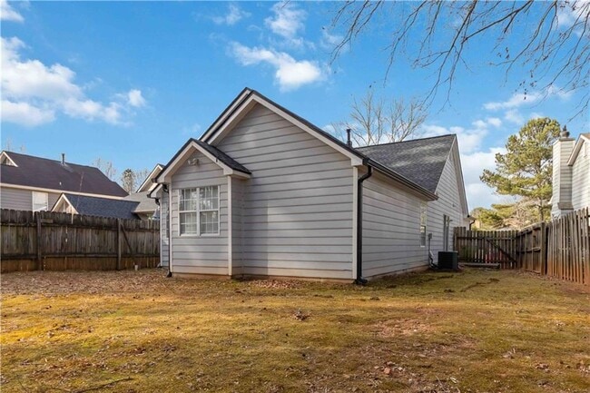 Building Photo - 1967 Abbey Province