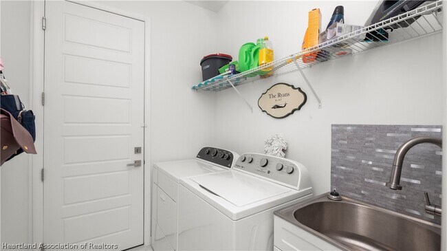 Building Photo - 5133 Angelo Cir