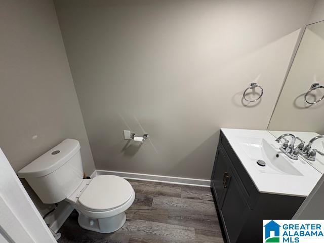 Building Photo - 336 3rd St E