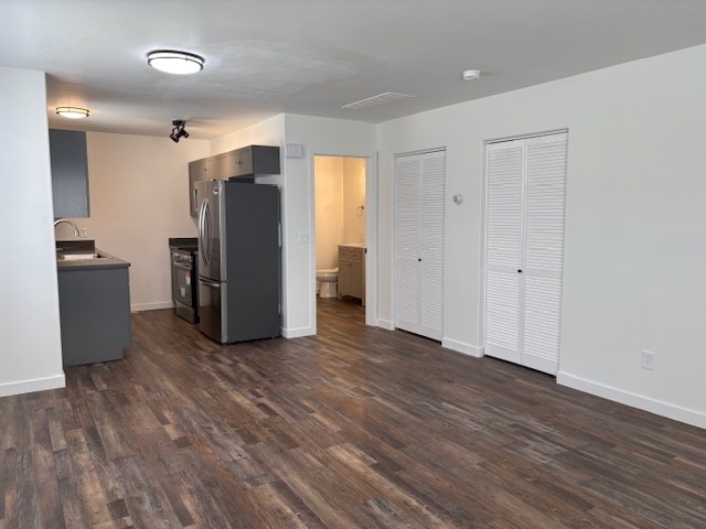 Building Photo - Newly remodeled