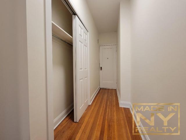 Building Photo - 1 bedroom in ASTORIA NY 11106