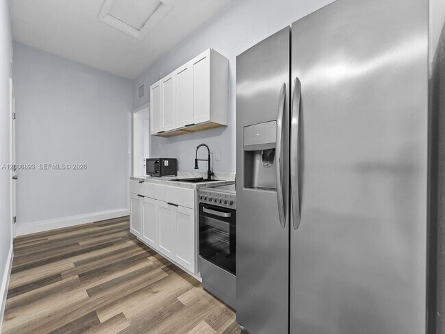 Building Photo - 27869 SW 133rd Ave