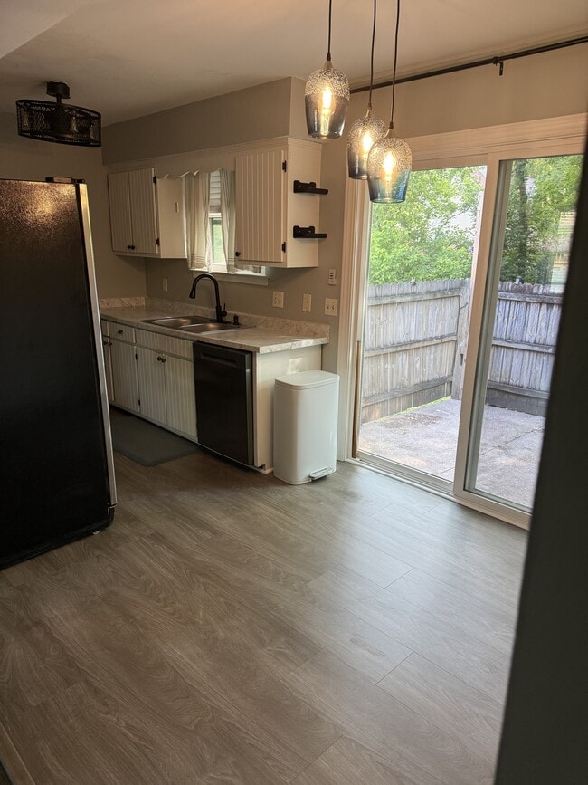 Building Photo - 1413 Quail Run