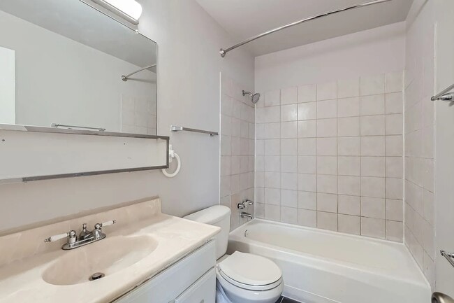 Building Photo - 91 Lima St