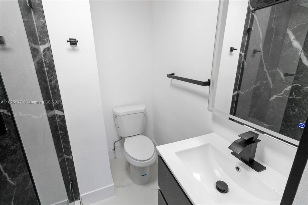Building Photo - 1325 NW 51st St