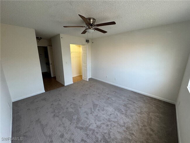 Building Photo - 1240 Wildwood Lakes Blvd