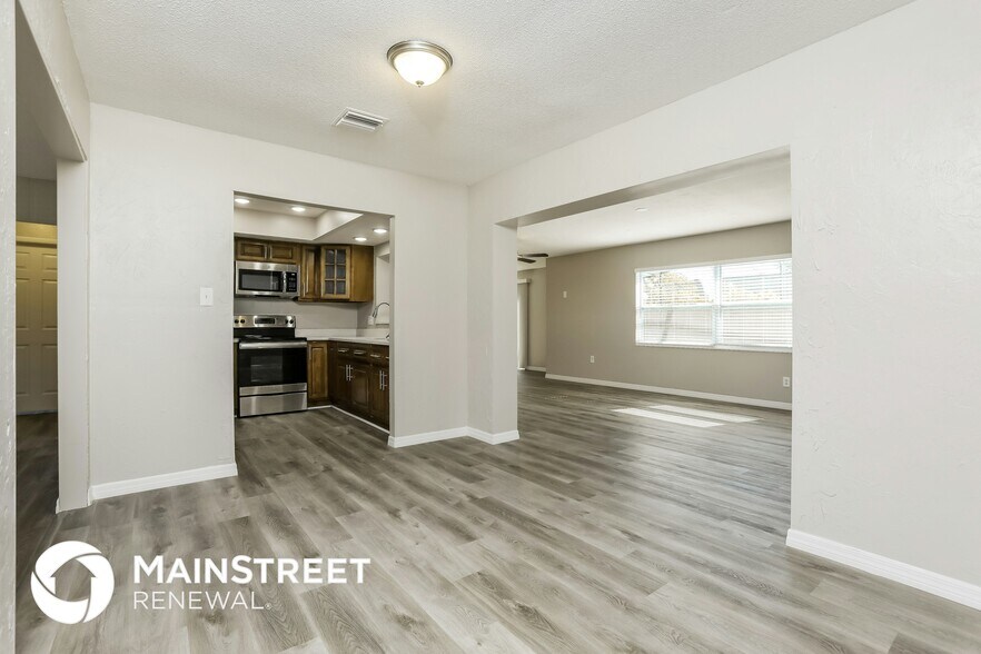 Building Photo - 101 Lochinvar Dr