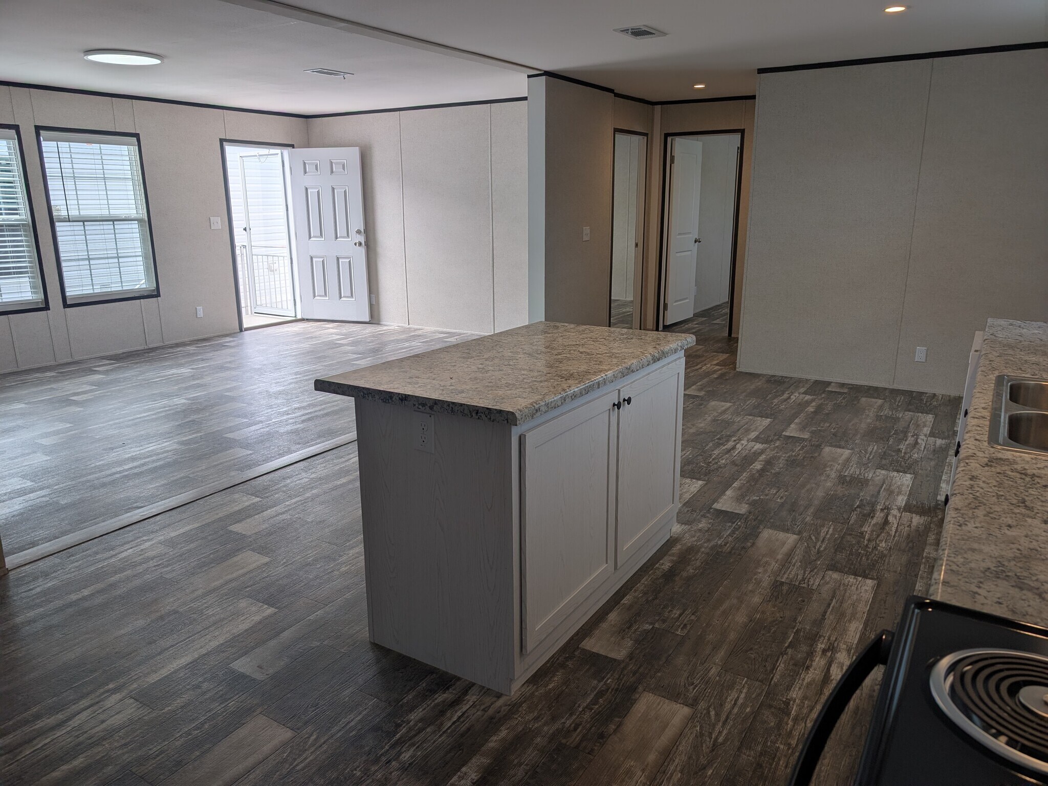 Building Photo - 3051 SW 50th St