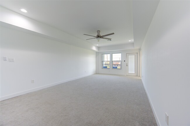 Building Photo - 21201 Scissor Tail Ln