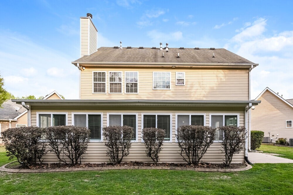 Building Photo - 300 Nobleman Way