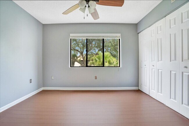 Building Photo - 3254 S Semoran Blvd