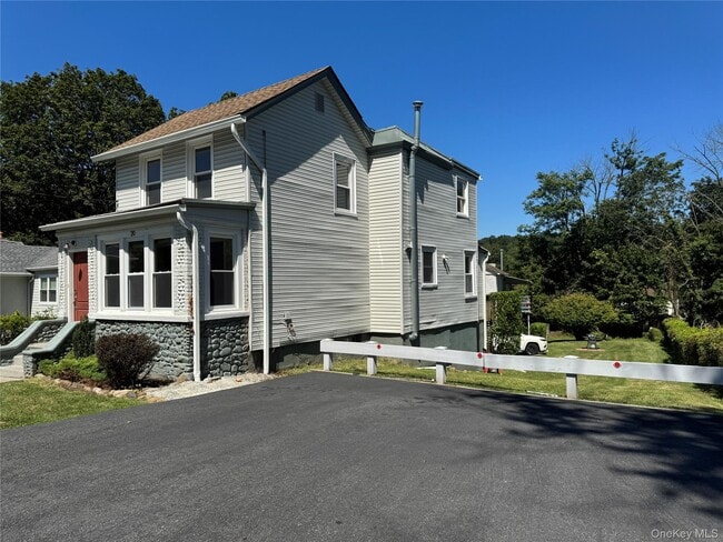 Building Photo - 20 Upper Depew Ave