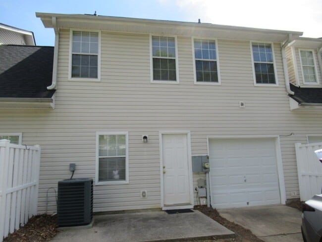 Building Photo - 342 Mill Pond Crossing