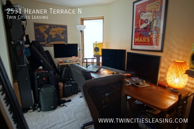 Building Photo - 2531 Heaner Terrace N