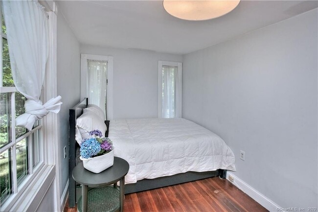 Building Photo - 14 Spruce Hill Rd