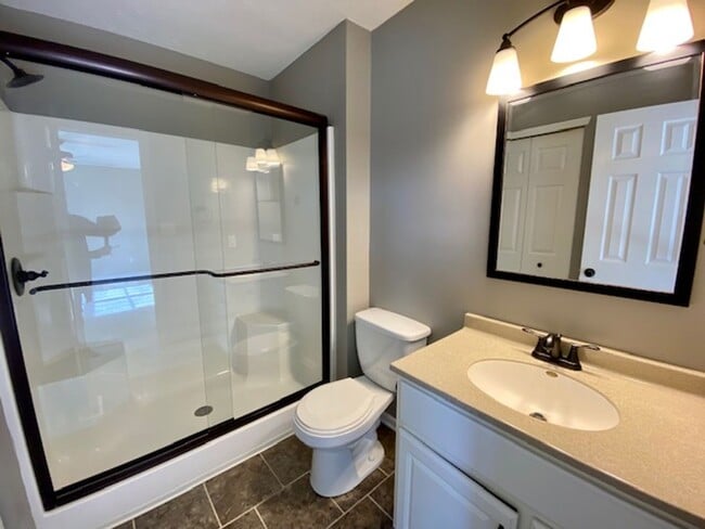 Building Photo - COMING SOON!! 3 Bedroom 2.5 Bathrooms in McCordsville!