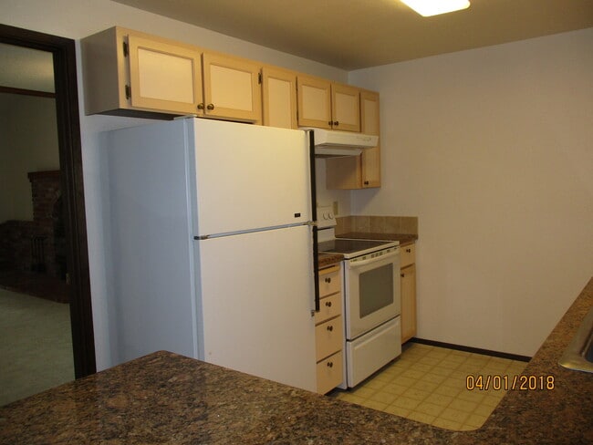 Building Photo - 2539 S Underwood St