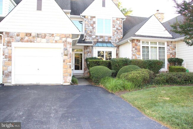 Building Photo - 88 Highpoint Dr