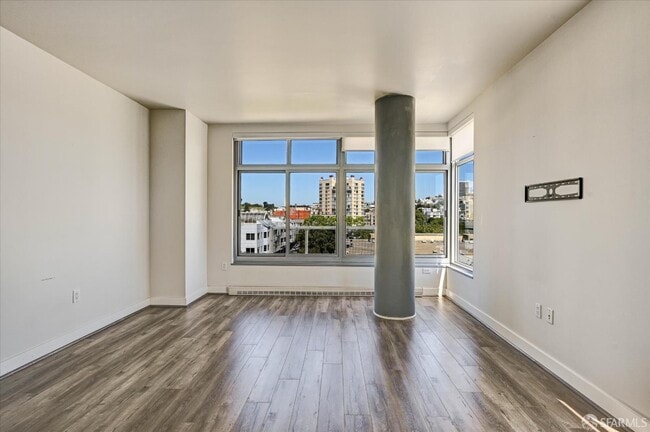 Building Photo - 1310 Fillmore St