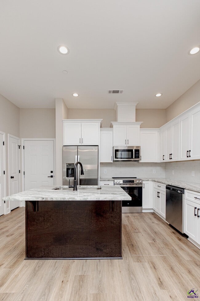 Building Photo - 1013 Northside Dr