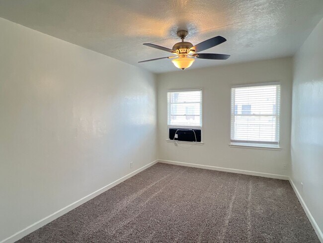 Building Photo - gm2912