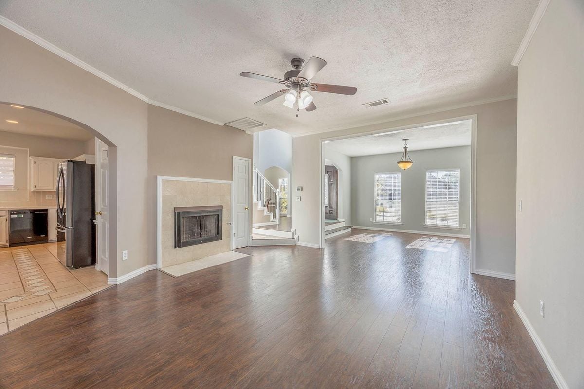 Building Photo - 2705 Trophy Dr