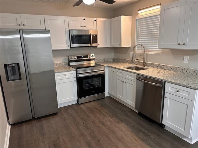 Building Photo - 425 Orchard Dr